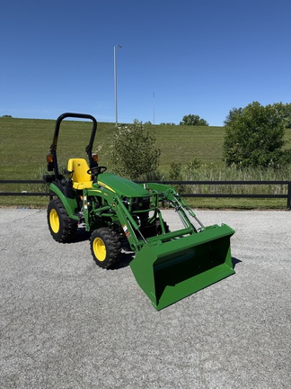2026 John Deere 2025R Tractor Compact