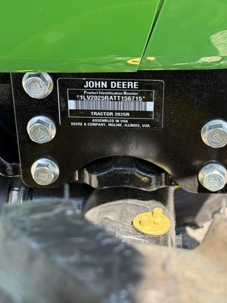 2026 John Deere 2025R Tractor Compact