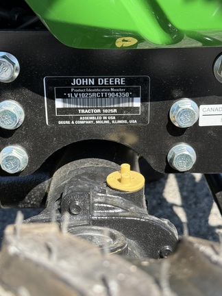 2026 John Deere 1025R Tractor Compact
