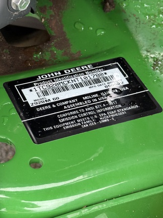 2022 John Deere Z920M Mower/Zero Turn