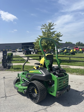 2022 John Deere Z950M Mower/Zero Turn