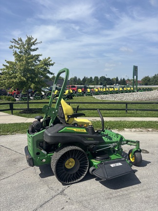 2022 John Deere Z950M Mower/Zero Turn