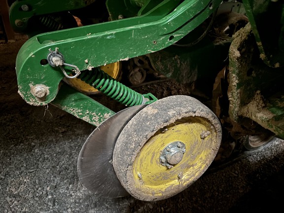 2022 John Deere 1775NT Planter