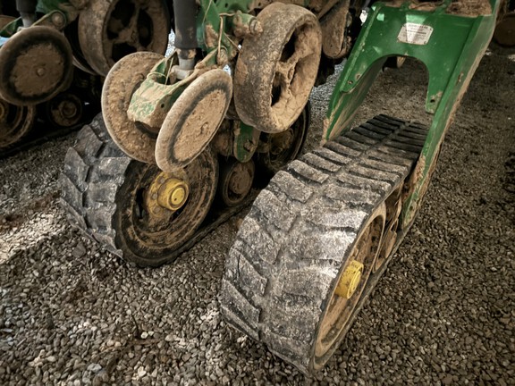 2022 John Deere 1775NT Planter