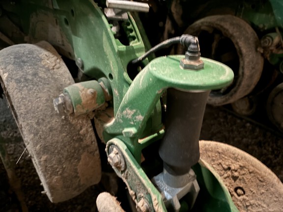 2022 John Deere 1775NT Planter