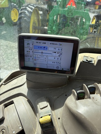 2011 John Deere 7215R Tractor