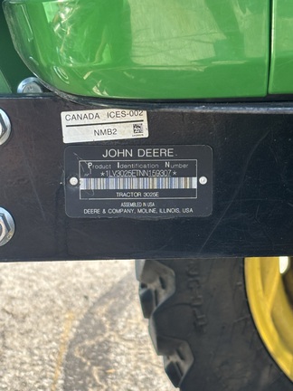 2022 John Deere 3025E Tractor Compact
