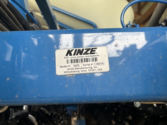 2023 Kinze 3605 Planter