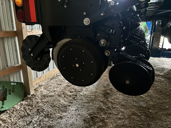 2023 Kinze 3605 Planter