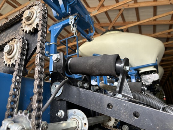2023 Kinze 3605 Planter