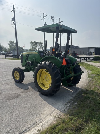 2015 John Deere 5045E Tractor