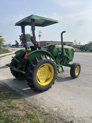 2015 John Deere 5045E Tractor