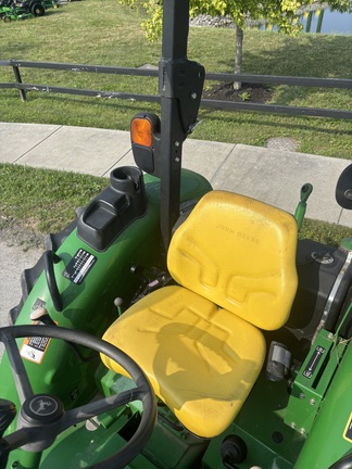 2015 John Deere 5045E Tractor