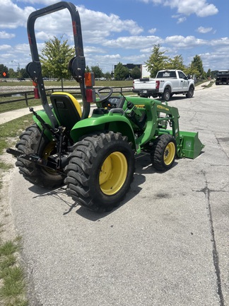 2016 John Deere 3038E Tractor Compact