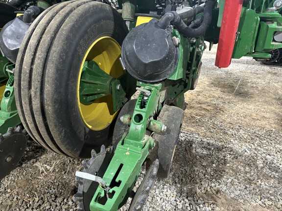 2024 John Deere 1795 Planter