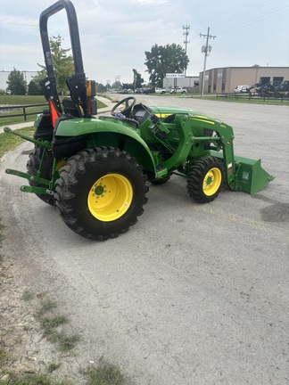 2022 John Deere 3025D Tractor Compact