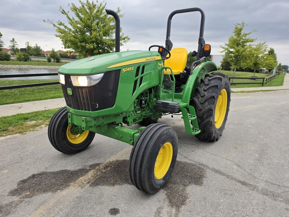 2022 John Deere 5045E Tractor