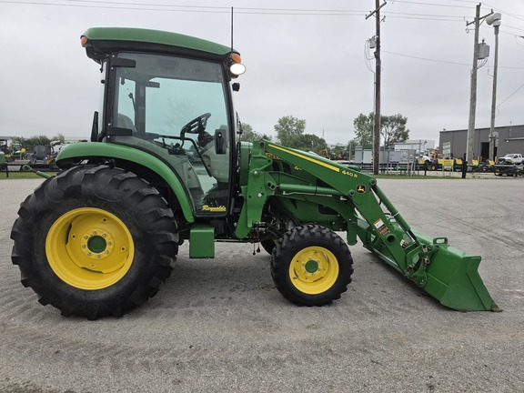 2019 John Deere 4052R Tractor Compact