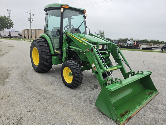 2019 John Deere 4052R Tractor Compact