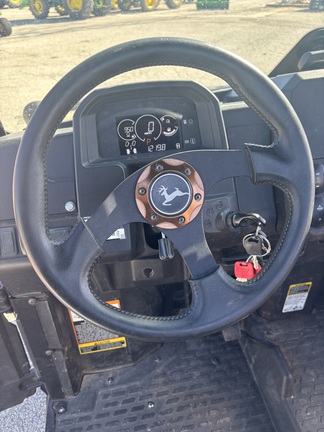 2022 John Deere XUV 835M ATV