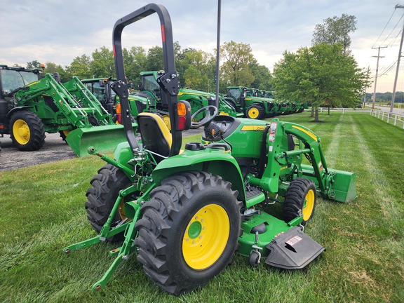 2016 John Deere 3046R Tractor Compact