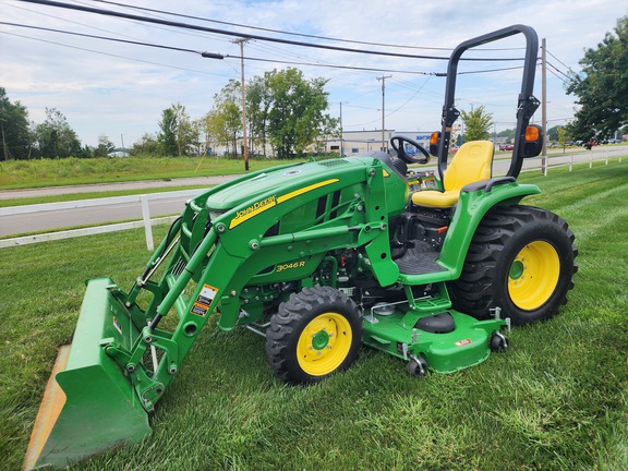 2016 John Deere 3046R Tractor Compact