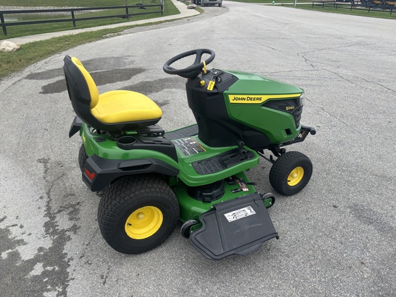 2023 John Deere S240 Mower Deck