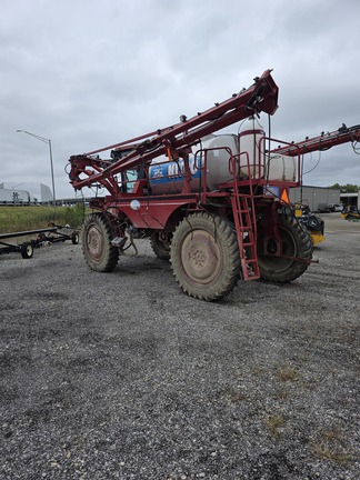 2004 Miller Pro Nitro 2275HT Sprayer/High Clearance