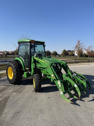 2022 John Deere 4066R Tractor Compact