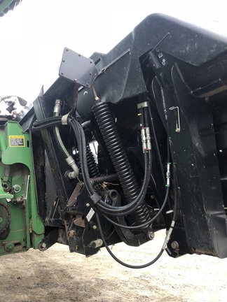 2011 MacDon FD70-40 Header Combine