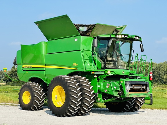 2021 John Deere S780 Combine