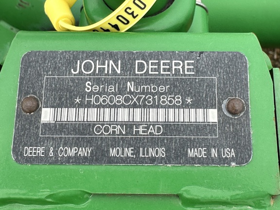 2009 John Deere 608C Header Corn Head