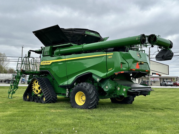 2022 John Deere X9 1000 Combine