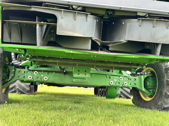 2022 John Deere X9 1000 Combine