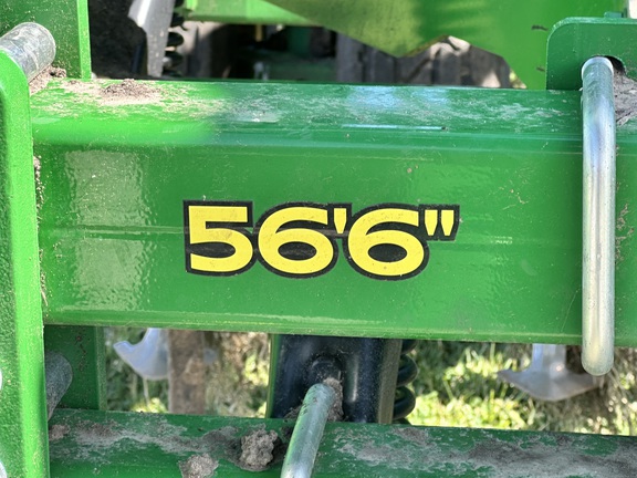 2018 John Deere 2230 Field Cultivator