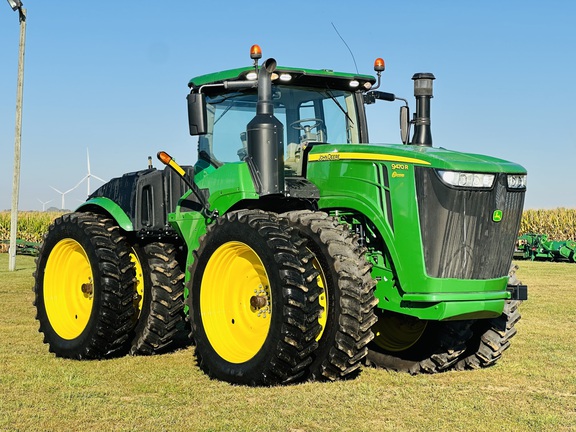 2017 John Deere 9470R Tractor 4WD