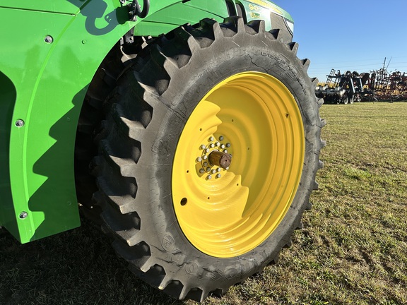 2017 John Deere 9470R Tractor 4WD