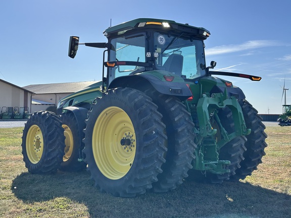 2022 John Deere 8R 340 Tractor