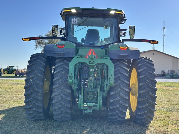 2022 John Deere 8R 340 Tractor