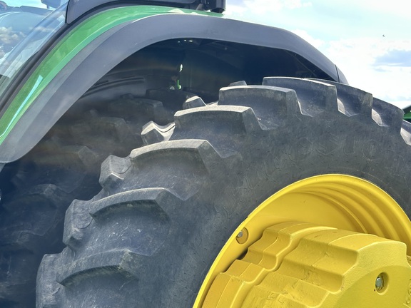 2023 John Deere 8R 340 Tractor