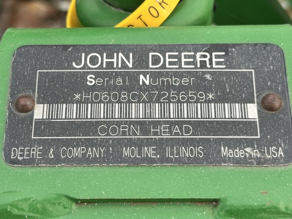 2008 John Deere 608C Header Corn Head