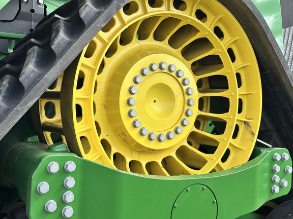 2023 John Deere 9RX 590 Tractor Rubber Track