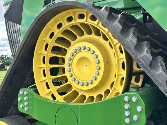 2023 John Deere 9RX 590 Tractor Rubber Track