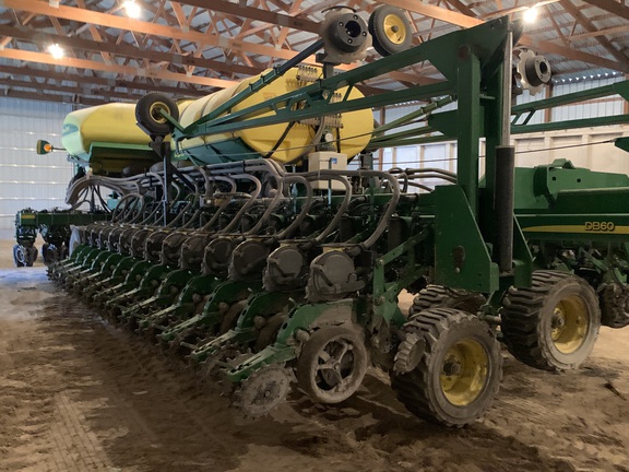 2011 John Deere DB60 Planter