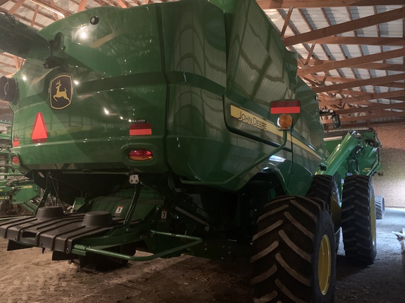 2022 John Deere S780 Combine