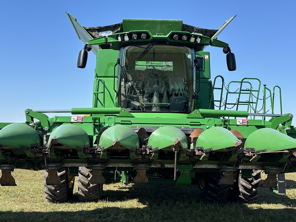 2022 John Deere S780 Combine