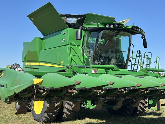 2022 John Deere S780 Combine