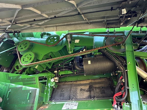 2022 John Deere S780 Combine