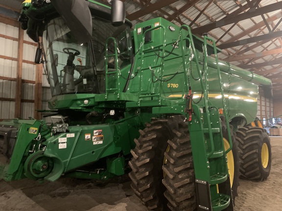 2022 John Deere S780 Combine