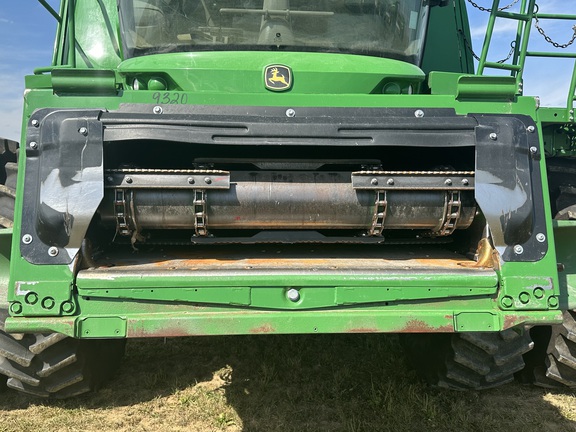 2022 John Deere S790 Combine